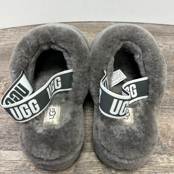 SOLD IN STORE NEW UGG Fluff Yeah Grey Sheepskin Slide Slippers Size 9 - Picture 4 of 9